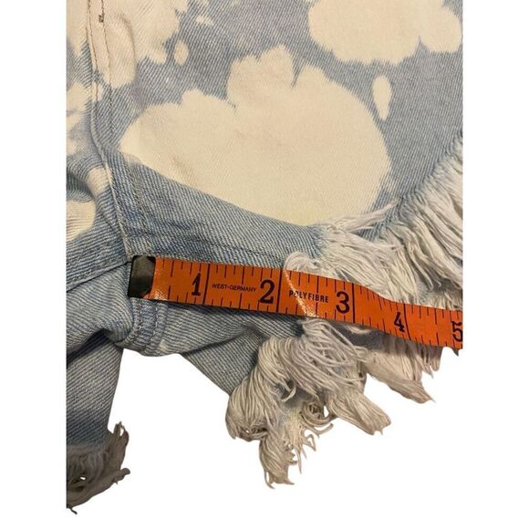 Wild Fable High Rise Frayed Denim Acid Wash Jean Short Shorts Preppy Beach Coast - Picture 9 of 11